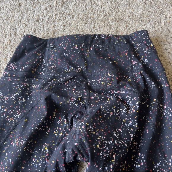 Sweaty Betty Power 7/8 Black Confetti Print Athletic Workout Leggings Size XS - Picture 8 of 9